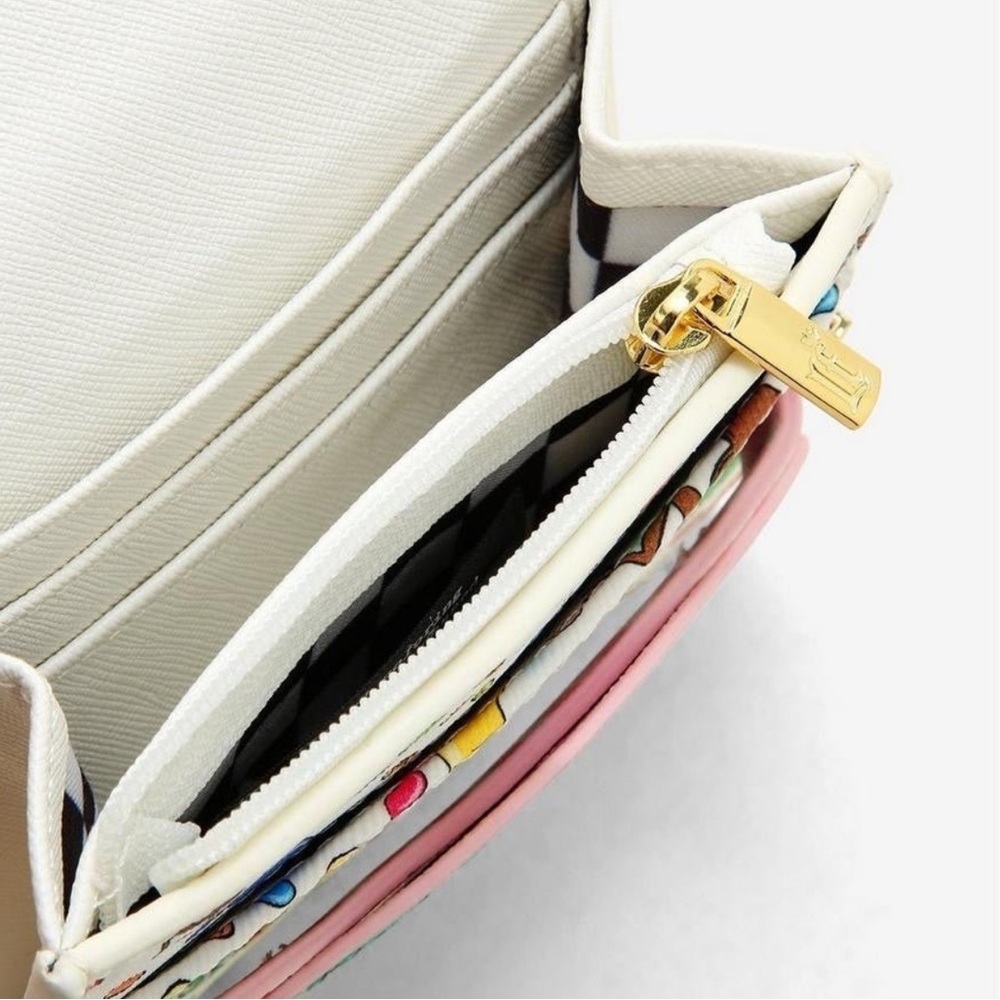 Exclusive Loungefly Harry Potter Honeydukes Candy Print Wallet - Picture 8 of 9